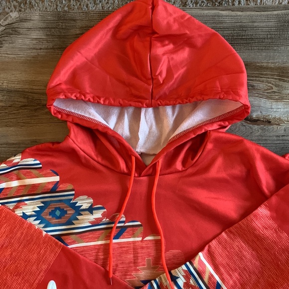 Aztec Design Women’s Hoodie - Picture 5 of 8